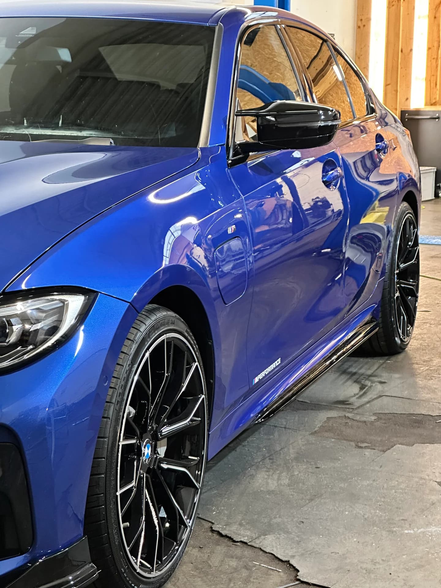 Blue Volkswagen Golf — depth and gloss